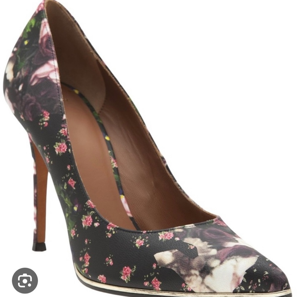 Givenchy floral leather pumps